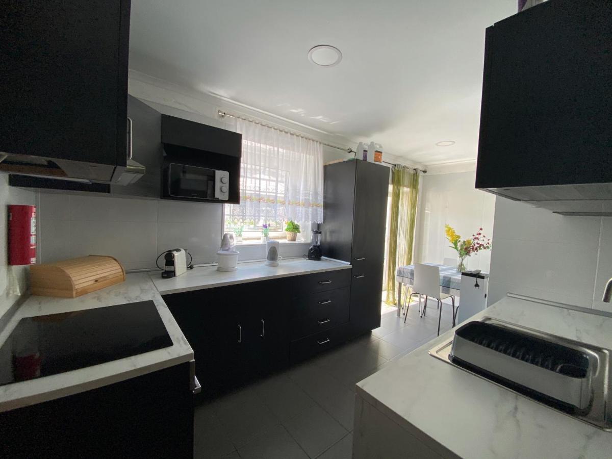 Room In Queluz 11 Minutes From Lisbon Exterior photo