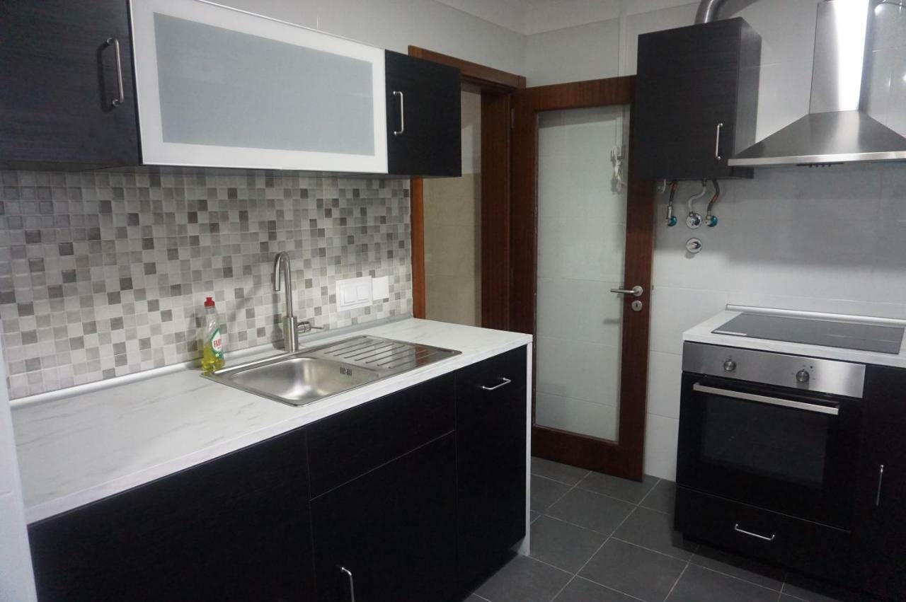 Room In Queluz 11 Minutes From Lisbon Exterior photo